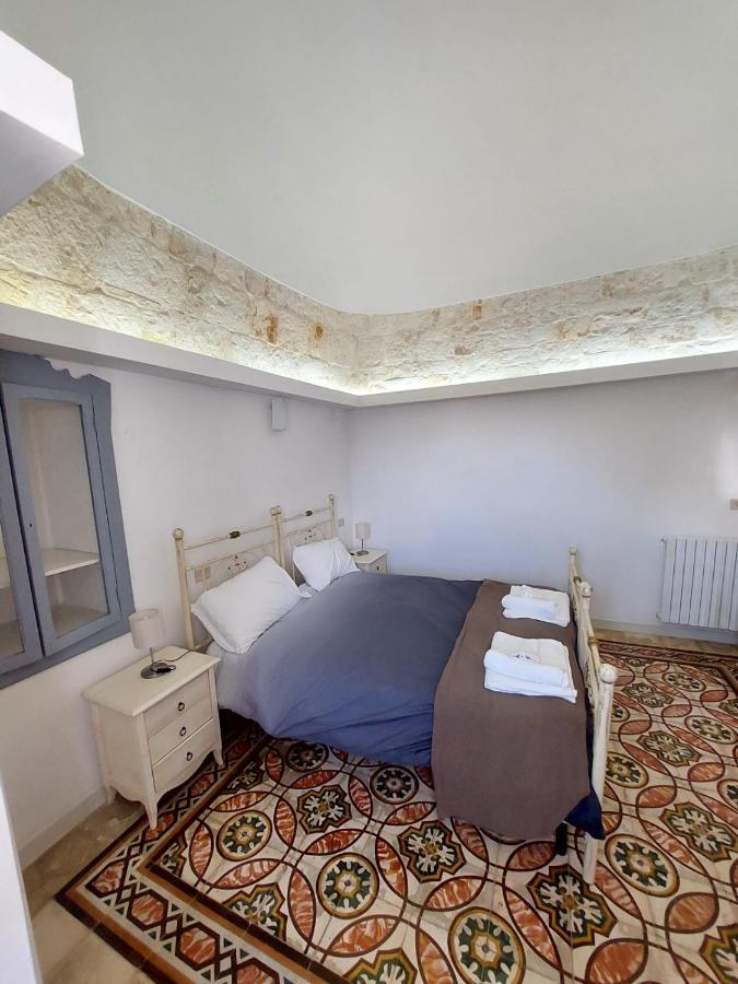 Trulli Carlo Anna *