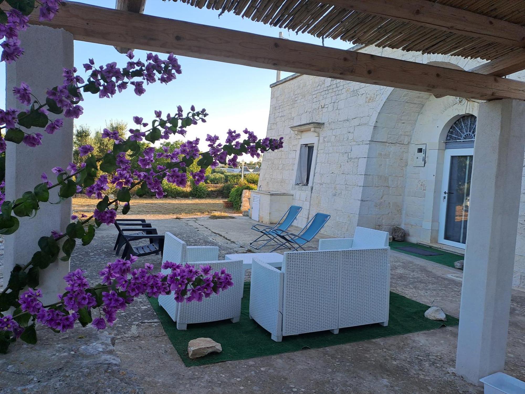 Trulli Carlo Anna